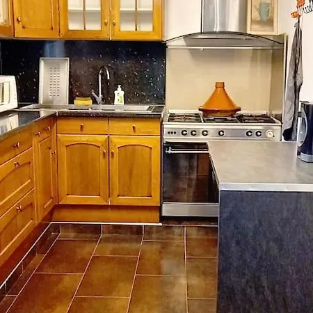 Avec Jardin Апартаменты Муасак
