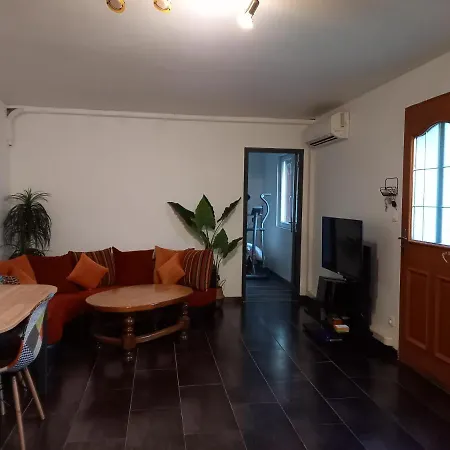 Avec Jardin Апартаменты Муасак
