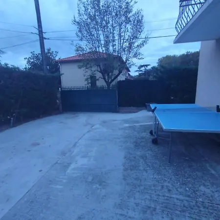 Apartmán Avec Jardin *