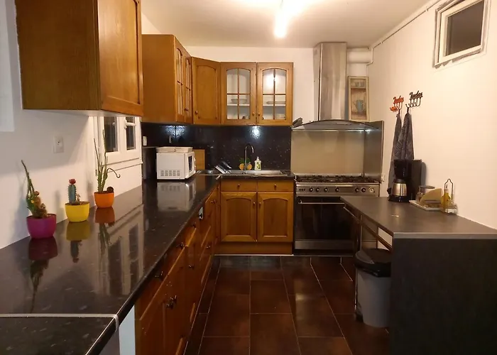 Avec Jardin مْواساك