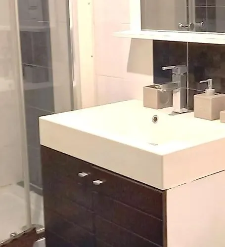 Avec Jardin Lägenhet