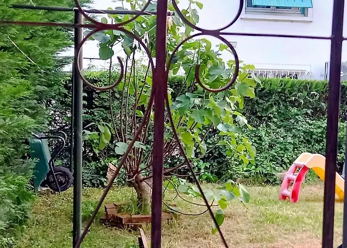 Avec Jardin شقة *