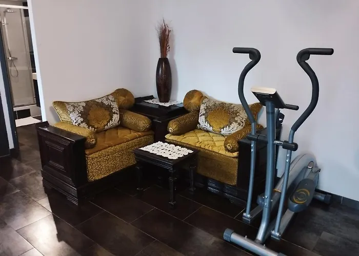 Avec Jardin * مْواساك