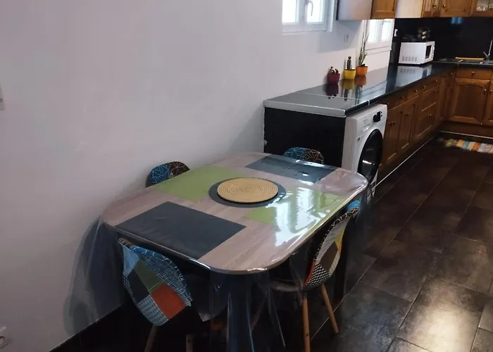 Lägenhet Avec Jardin